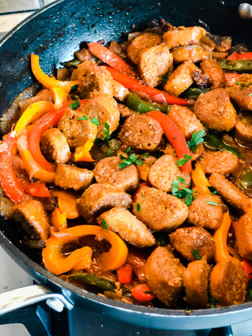 Easy Italian Sausage, Peppers + Onion Skillet (Vegan) - Swoontastic.com ...